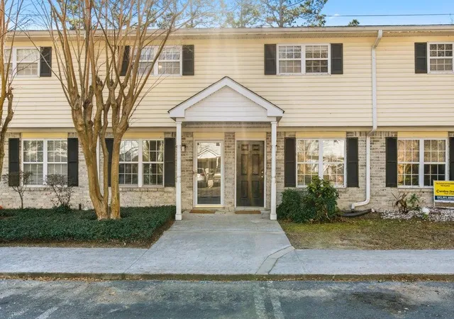Photo 3 of Townhouse for sale at 507 Stinson Dr #8D, Charleston, SC 29407 | MLS# 26020101 | Listing updated on 2026-08-04
