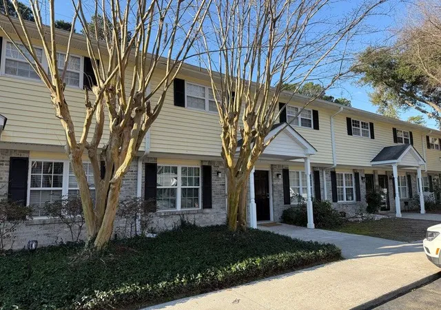 Photo 4 of Townhouse for sale at 507 Stinson Dr #8D, Charleston, SC 29407 | MLS# 26020101 | Listing updated on 2026-08-04