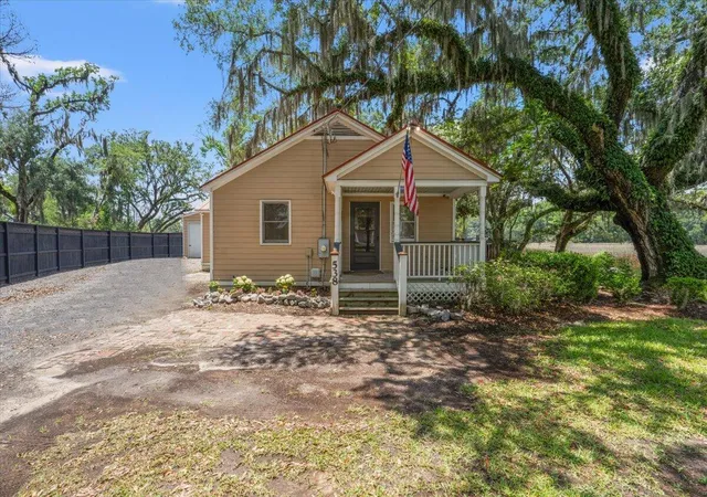2nd image of 538 River Rd, Johns Island, SC 29455 | MLS# 26017202