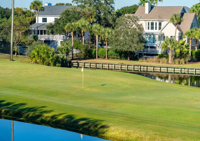 Photo 4 of Single family home for sale at 25 Ocean Point Dr, Isle Of Palms, SC 29451 | MLS# 26003377 | Listing updated on 2026-09-09