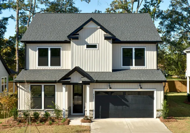 Homes for sale in Moncks Corner, SC | 220 Creek Pointe Dr Dr, Moncks Corner, SC 29461 | MLS# 26007903
