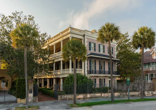 Homes for sale in Charleston, SC | 21 E Battery, Charleston, SC 29401 | MLS# 26012755
