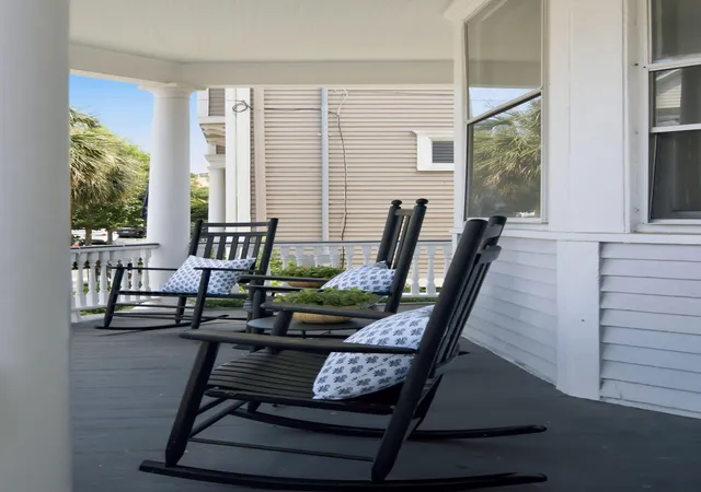 Photo 3 of Single family home for sale at 9 Colonial St, Charleston, SC 29401 | MLS# 26017224 | Listing updated on 2026-08-04