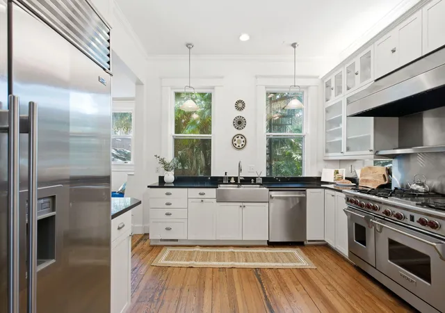 Photo 4 of Single family home for sale at 9 Colonial St, Charleston, SC 29401 | MLS# 26017224 | Listing updated on 2026-08-04