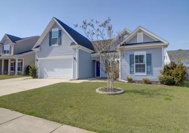 Photo 3 of Single family home for sale at 303 Todder Trl, Goose Creek, SC 29445 | MLS# 26006045 | Listing updated on 2026-06-08