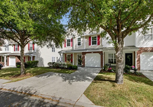 Photo 2 of Townhouse for sale at 210 Darcy Ave, Goose Creek, SC 29445 | MLS# 26015955 | Listing updated on 2026-08-21