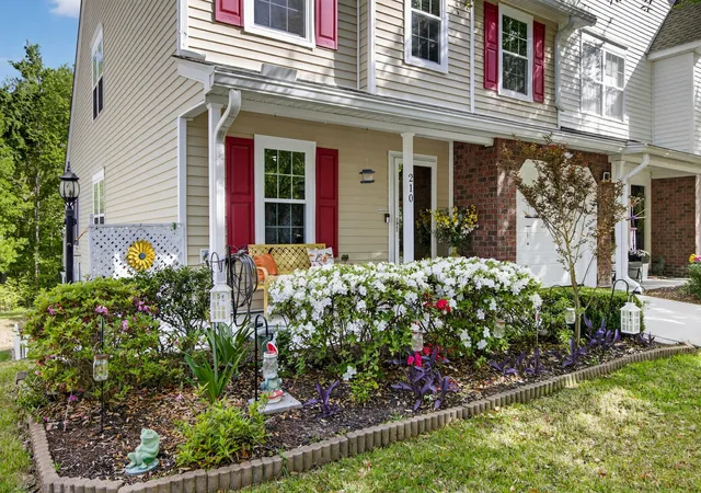 Photo 3 of Townhouse for sale at 210 Darcy Ave, Goose Creek, SC 29445 | MLS# 26015955 | Listing updated on 2026-08-21