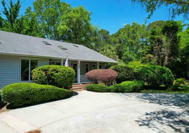 Homes for sale in Johns Island, SC | 5508 Stonoview Dr, Johns Island, SC 29455 | MLS# 26011245