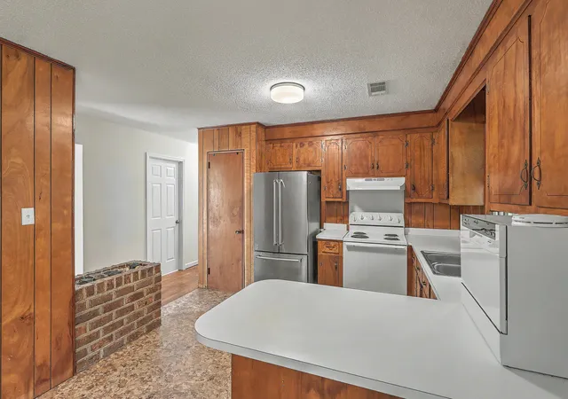 Photo 4 of Sale Pending at 5308 Holden St, North Charleston, SC 29418 | MLS# 26020372 | Listing updated on 2026-07-30