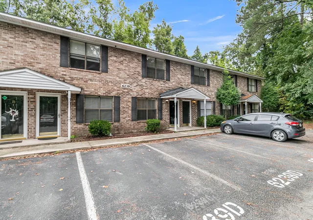 Homes for sale in North Charleston, SC | 6239 Lucille Dr Dr #17-D, North Charleston, SC 29406 | MLS# 25027097