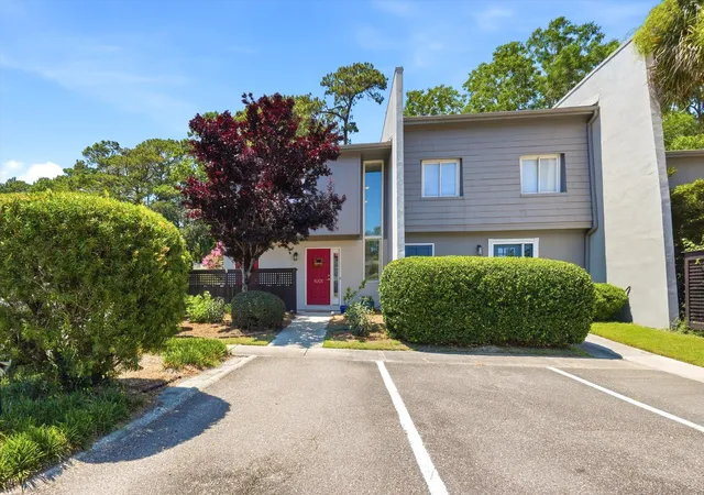 Homes for sale in Mount Pleasant, SC | 1001 Ventura Pl, Mount Pleasant, SC 29464 | MLS# 26019749