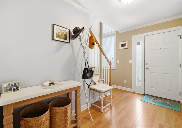 Photo 4 of Townhouse for sale at 1001 Ventura Pl, Mount Pleasant, SC 29464 | MLS# 26019749 | Listing updated on 2026-09-15