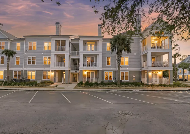 Photo 3 of Townhouse for sale at 130 River Landing Dr #3306, Charleston, SC 29492 | MLS# 26020211 | Listing updated on 2026-09-16