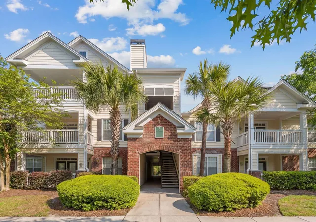 Homes for sale in Charleston, SC | 45 Sycamore Ave, Charleston, SC 29407