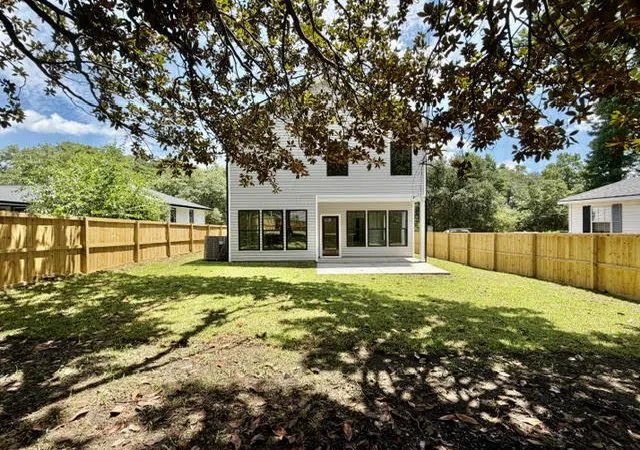 Photo 2 of Single family home for sale at 5533 Garrett Ave, North Charleston, SC 29406 | MLS# 26020066 | Listing updated on 2026-08-19