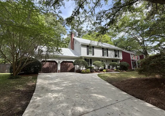 2nd image of 104 Seven Oaks Ln, Summerville, SC 29485 | MLS# 26011973