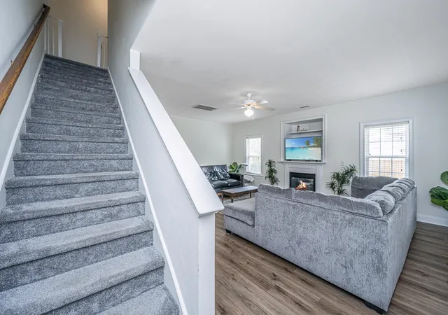 image of 138 Hanahan Plantation Cir, Hanahan, SC 29410 | MLS# 26021562