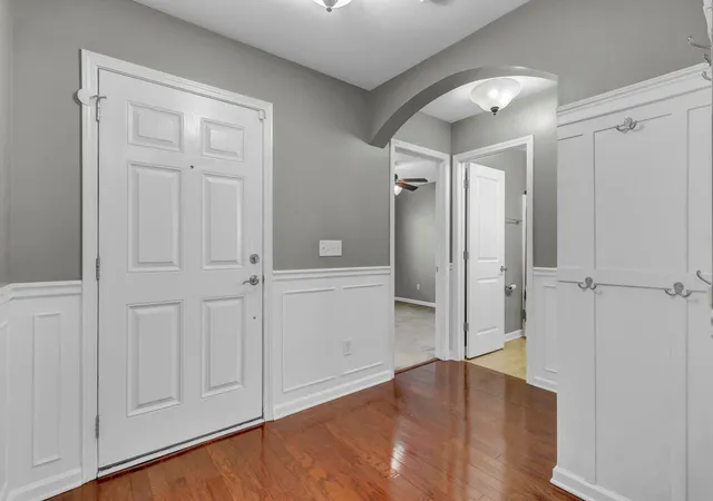 Photo 3 of Single family home for sale at 128 Mayfield Dr, Goose Creek, SC 29445 | MLS# 26019789 | Listing updated on 2026-09-22
