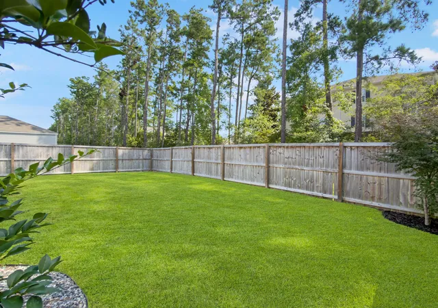 Photo 3 of Single family home for sale at 240 Sweet Cherry Ln, Summerville, SC 29486 | MLS# 26020638 | Listing updated on 2026-09-16