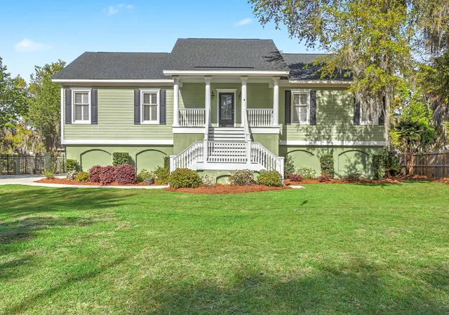 Homes for sale in Charleston, SC | 657 N Stiles Dr, Charleston, SC 29412 | MLS# 26009645