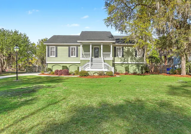 Homes for sale in Charleston, SC | 657 N Stiles Dr, Charleston, SC 29412 | MLS# 26009645