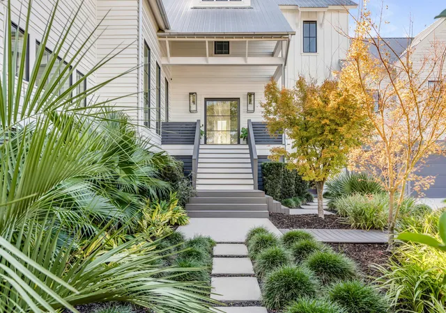 4th image of 572 Wading Pl, Daniel Island, SC 29492 | MLS# 26003625