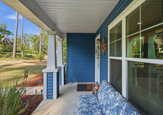 Photo 4 of Single family home for sale at 301 Country Club Rd, Saint Matthews, SC 29135 | MLS# 26024288 | Listing updated on 2026-08-31