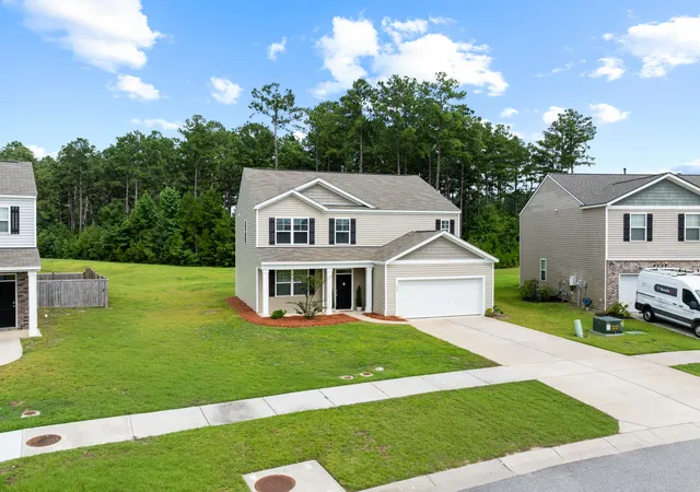 Photo 2 of Single family home for sale at 106 Summit View Dr, Summerville, SC 29486 | MLS# 26020325 | Listing updated on 2026-09-23