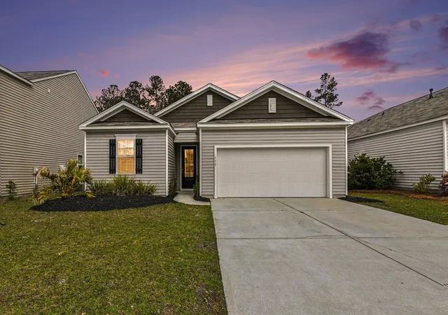Photo 1 of Single family home for sale at 198 Greenwich Dr, Summerville, SC 29486 | MLS# 26018314 | Listing updated on 2026-09-16