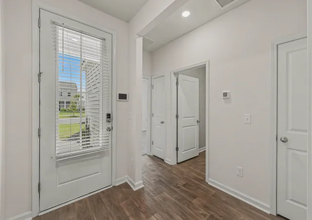 Photo 4 of Single family home for sale at 198 Greenwich Dr, Summerville, SC 29486 | MLS# 26018314 | Listing updated on 2026-09-16