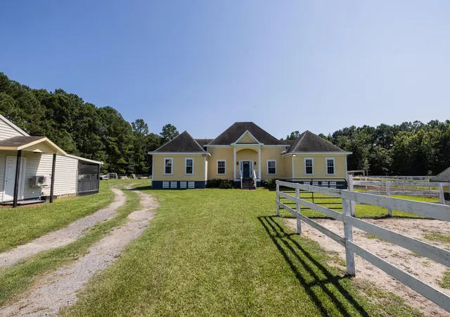 Photo 2 of Single family home for sale at 237 Braden Run Rd, Holly Hill, SC 29059 | MLS# 26023772 | Listing updated on 2026-09-01