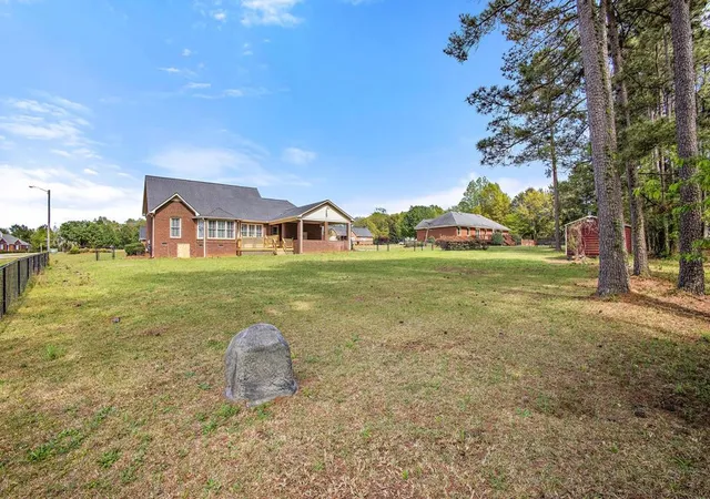 17th image of 104 Knollwood Ct, Orangeburg, SC 29118 | MLS# 24022346