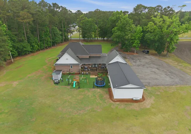 Photo 35 of Single family home for sale at 346 Duncan Chapel Rd, Harleyville, SC 29448 | MLS# 26013900 | Listing updated on 2026-09-17