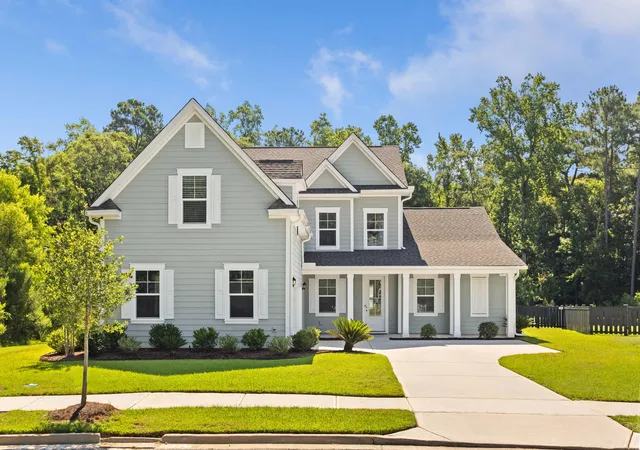 Photo 3 of Single family home for sale at 526 Oak View Way, Summerville, SC 29483 | MLS# 26021022 | Listing updated on 2026-09-08