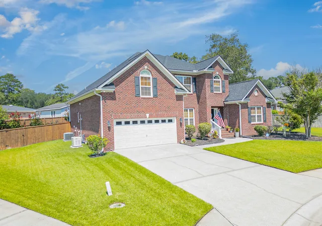 Photo 3 of Single family home for sale at 3005 Beauregard Ct, Summerville, SC 29485 | MLS# 26023787 | Listing updated on 2026-08-23