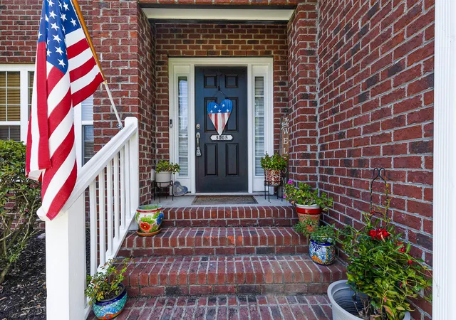 Photo 4 of Single family home for sale at 3005 Beauregard Ct, Summerville, SC 29485 | MLS# 26023787 | Listing updated on 2026-08-23