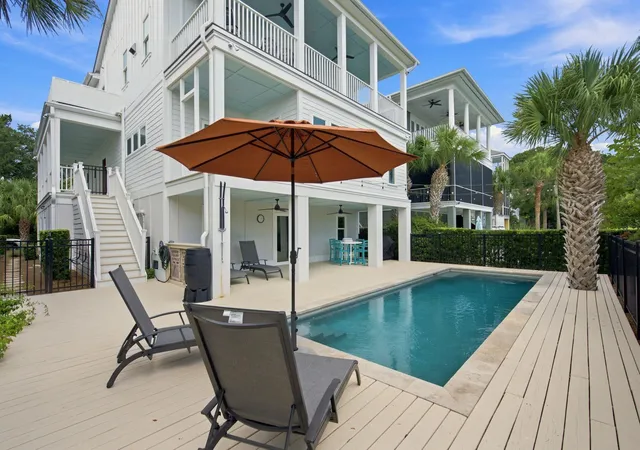 Photo 4 of Single family home for sale at 54 Morgan Pl Dr, Isle Of Palms, SC 29451 | MLS# 26024170 | Listing updated on 2026-10-05
