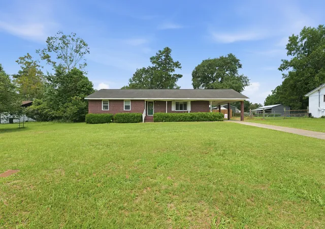 1st image of 135 Sandy Dr, Moncks Corner, SC 29461 | MLS# 26021792