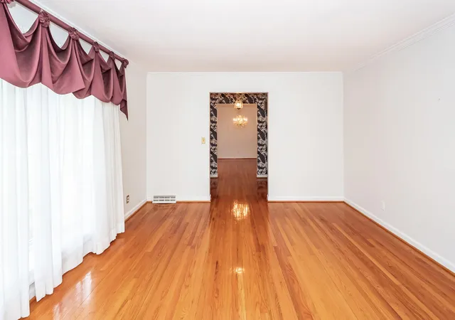 Photo 3 of Single family home for sale at 64 Shrewsbury Rd, Charleston, SC 29407 | MLS# 26024262 | Listing updated on 2026-09-18