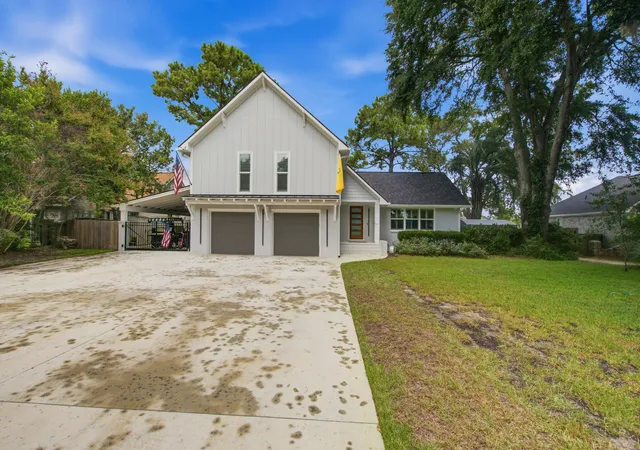Photo 2 of Single family home for sale at 50 Rivers Point Row, Charleston, SC 29412 | MLS# 26024091 | Listing updated on 2026-09-16
