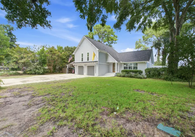Photo 3 of Single family home for sale at 50 Rivers Point Row, Charleston, SC 29412 | MLS# 26024091 | Listing updated on 2026-09-16