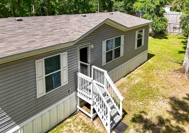 Photo 3 of Manufactured home for sale at 190 Miley Rd, Branchville, SC 29432 | MLS# 26021141 | Listing updated on 2026-09-22