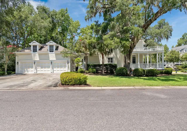 Photo 3 of Single family home for sale at 3569 Henrietta Hartford Rd, Mount Pleasant, SC 29466 | MLS# 26019161 | Listing updated on 2026-09-12