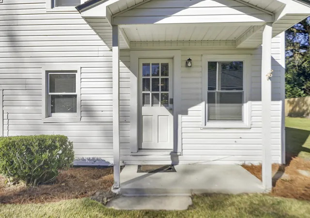 Photo 3 of Multi family home for sale at 2021 Fremont St, Charleston, SC 29412 | MLS# 25028889 | Listing updated on 2026-09-15