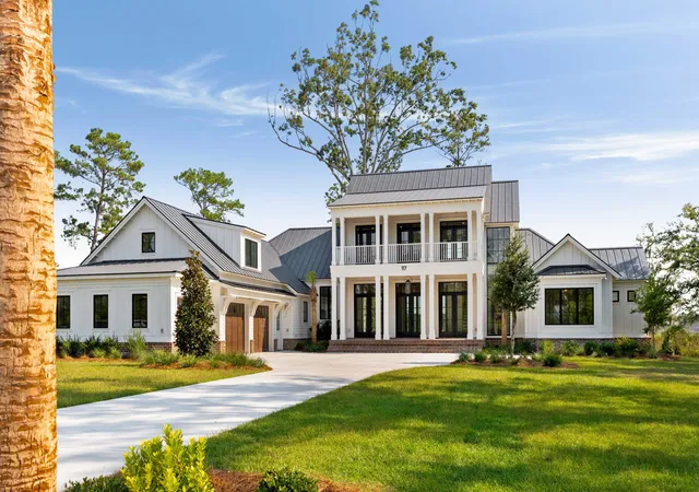 Single family home for sale at 4368 Lady Banks Ln, Ravenel, SC 29470 | MLS# 26013677