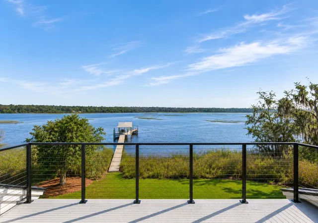 Photo 3 of Single family home for sale at 4368 Lady Banks Ln, Ravenel, SC 29470 | MLS# 26013677 | Listing updated on 2026-08-14