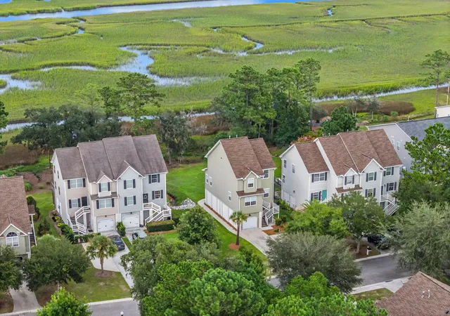 Photo 3 of Single family home for sale at 1124 Saint Pauls Parrish Ln, Johns Island, SC 29455 | MLS# 26024150 | Listing updated on 2026-09-28