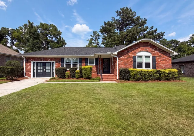 Photo 1 of Single family home for sale at 189 Tall Pines Rd, Ladson, SC 29456 | MLS# 26022069 | Listing updated on 2026-09-18