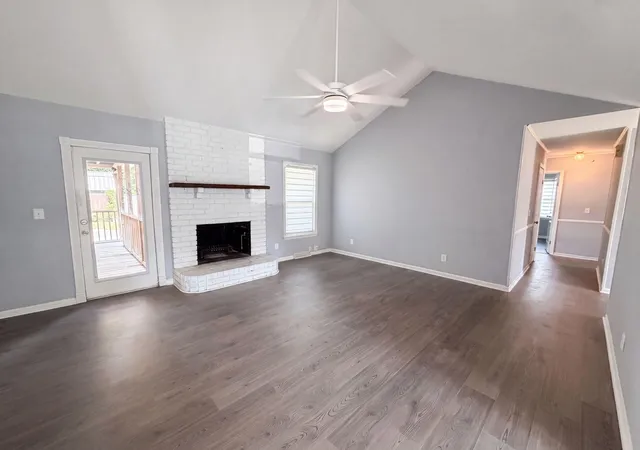 Photo 3 of Single family home for sale at 189 Tall Pines Rd, Ladson, SC 29456 | MLS# 26022069 | Listing updated on 2026-09-18