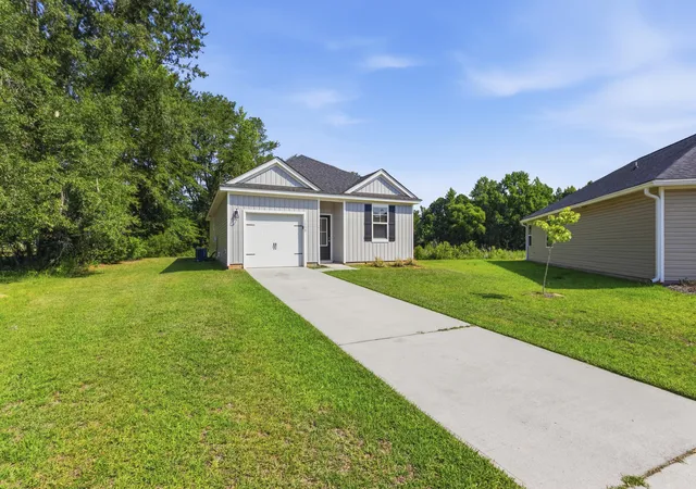 Homes for sale in Manning, SC | 1330 Warrens Wy, Manning, SC 29102 | MLS# 26019363